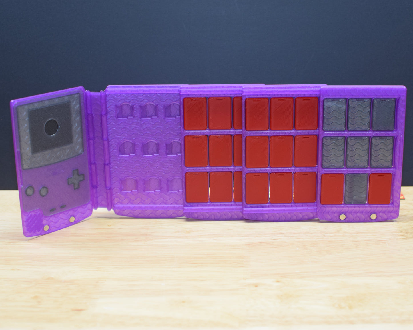Retro Handheld Folding Game Case | 3D Printed Switch Cartridge Storage & Organizer