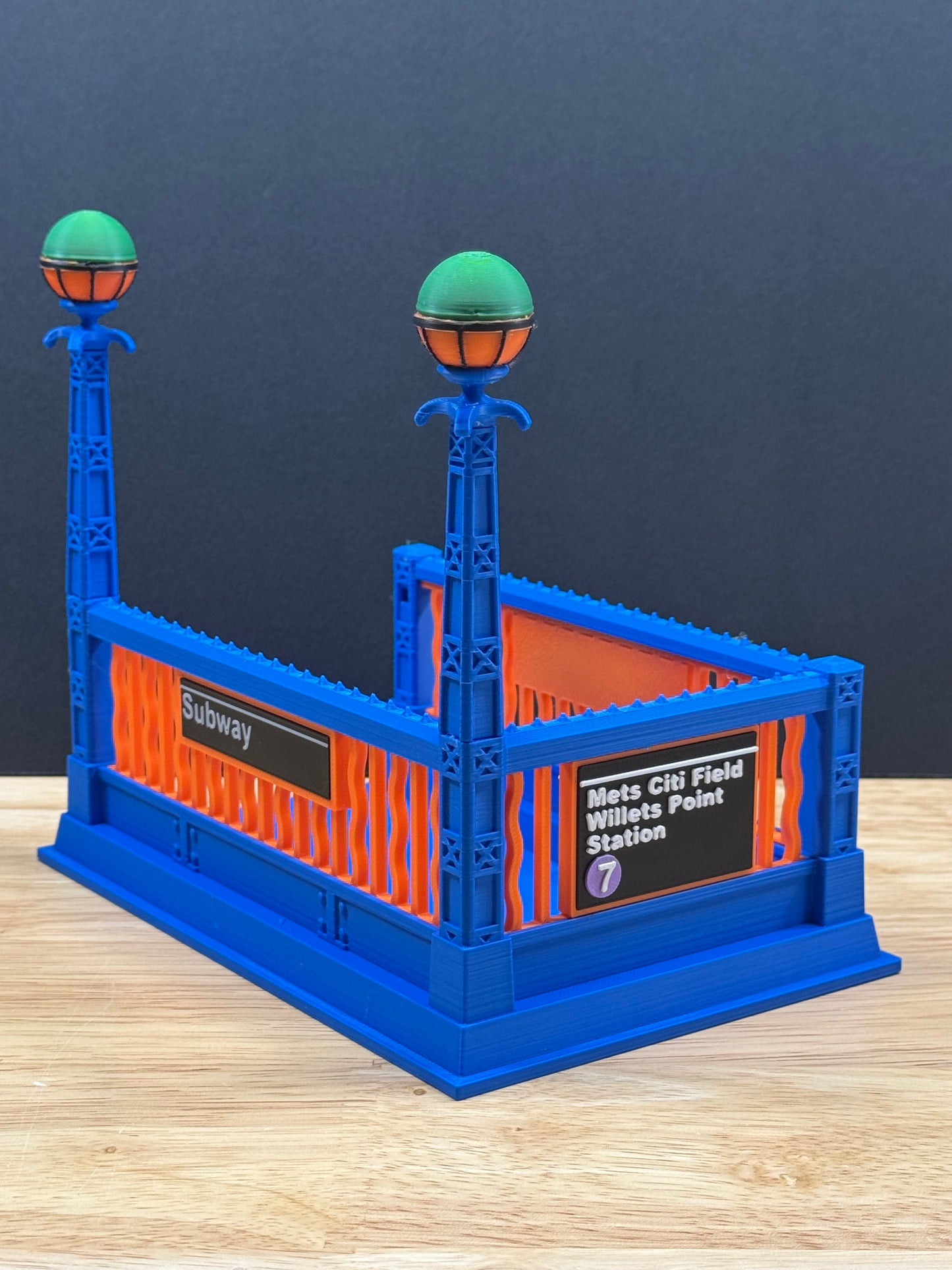 NYC Inspired Diorama Desk Accessories | 3D Printed Urban Miniatures & Organizers